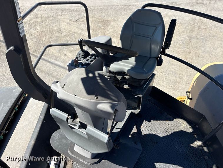 image for item FK2163 2014 Volvo DD140B double drum vibratory roller