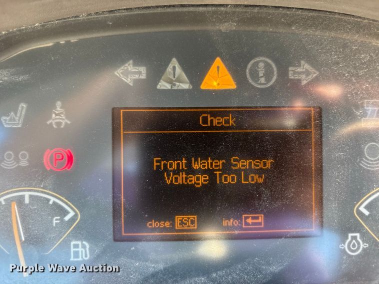 image for item FK2163 2014 Volvo DD140B double drum vibratory roller