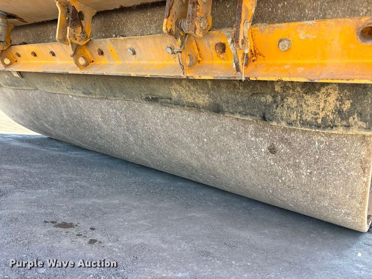 image for item FK2163 2014 Volvo DD140B double drum vibratory roller