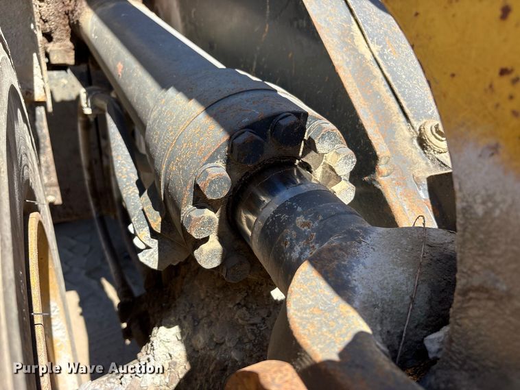 image for item FK2165 2015 Komatsu WA470-7 wheel loader