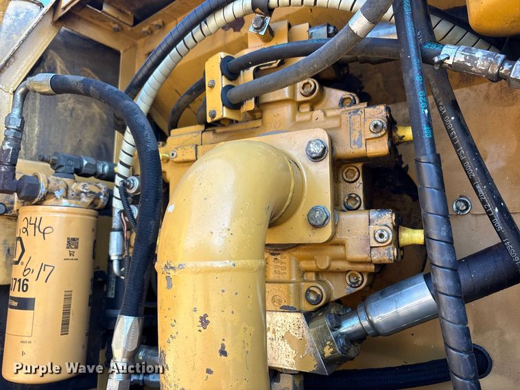 image for item FK2168 2006 Caterpillar 330C L excavator