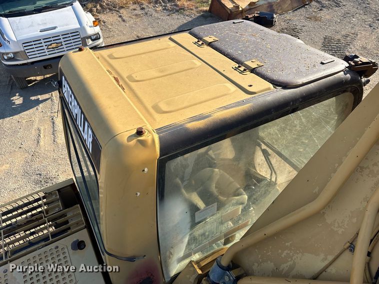 image for item FK2168 2006 Caterpillar 330C L excavator
