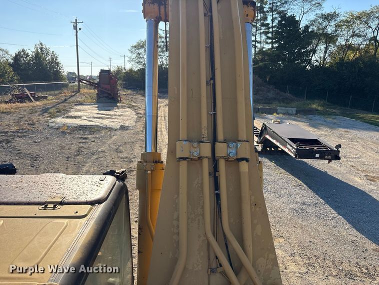 image for item FK2168 2006 Caterpillar 330C L excavator