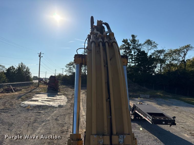image for item FK2168 2006 Caterpillar 330C L excavator