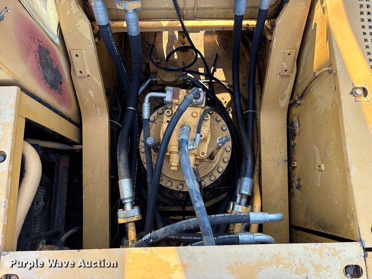 image for item FK2168 2006 Caterpillar 330C L excavator