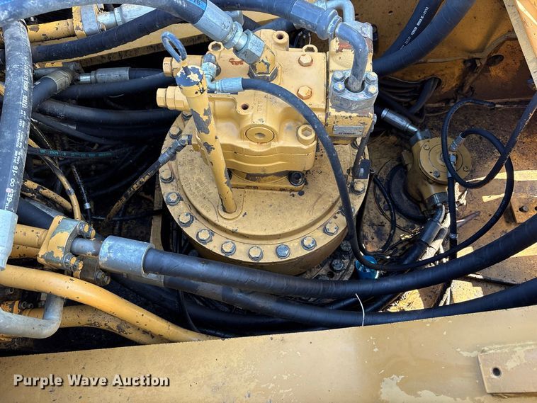 image for item FK2168 2006 Caterpillar 330C L excavator