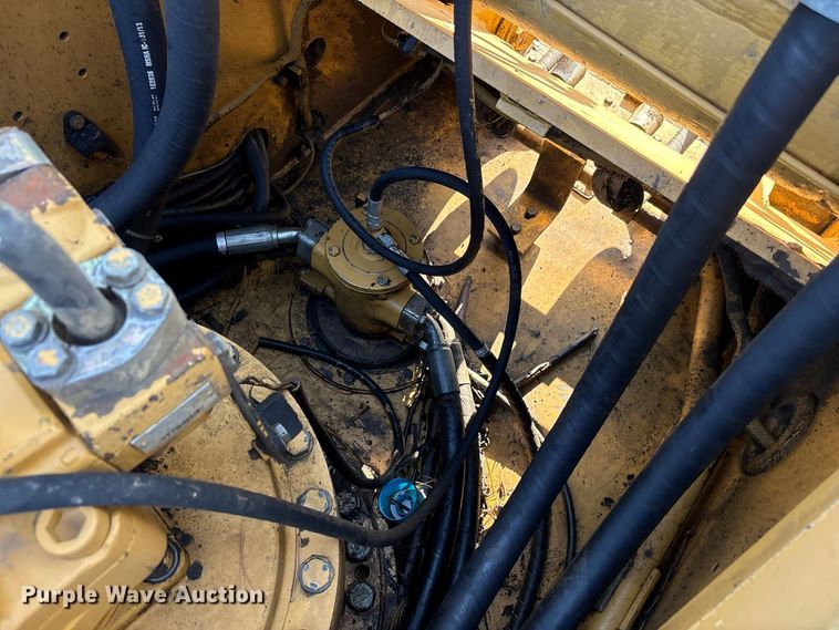 image for item FK2168 2006 Caterpillar 330C L excavator