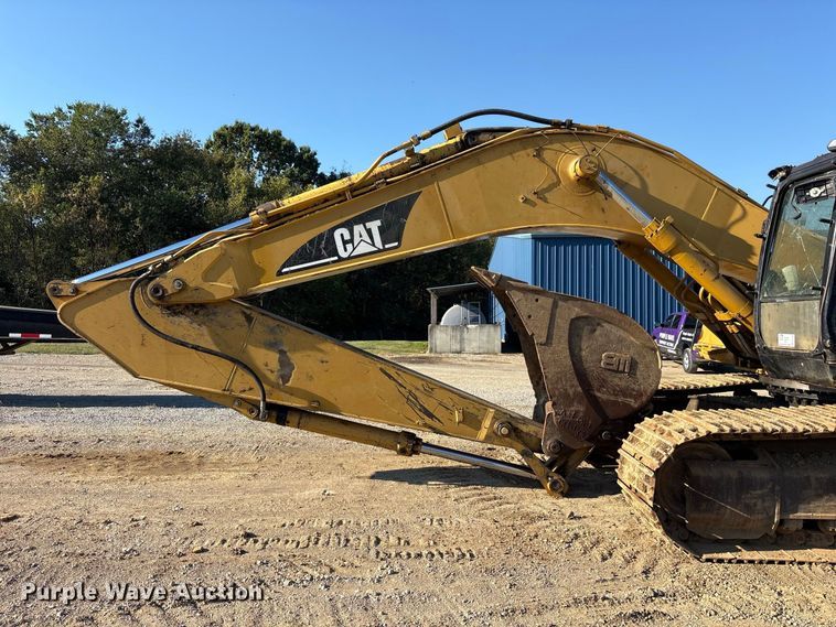 image for item FK2168 2006 Caterpillar 330C L excavator