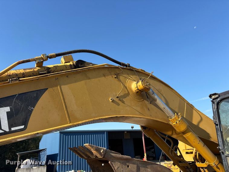 image for item FK2168 2006 Caterpillar 330C L excavator