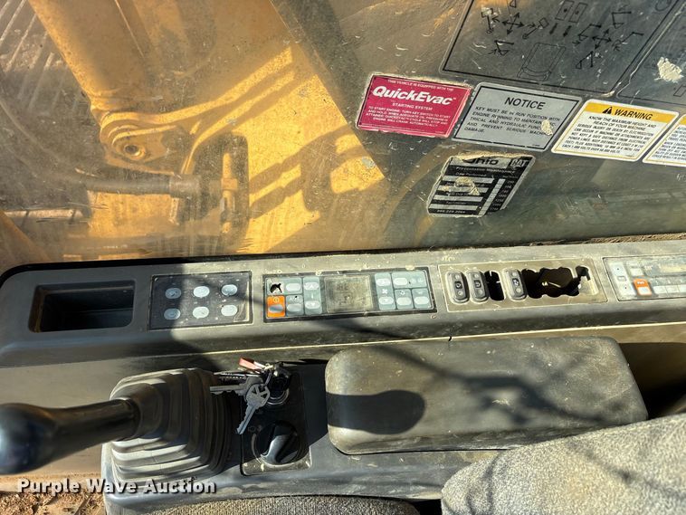 image for item FK2168 2006 Caterpillar 330C L excavator