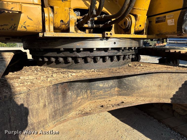 image for item FK2168 2006 Caterpillar 330C L excavator
