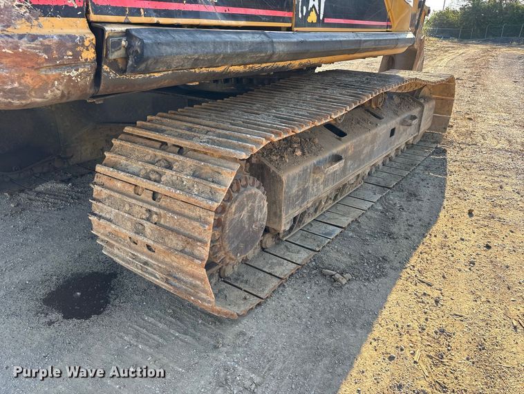 image for item FK2168 2006 Caterpillar 330C L excavator