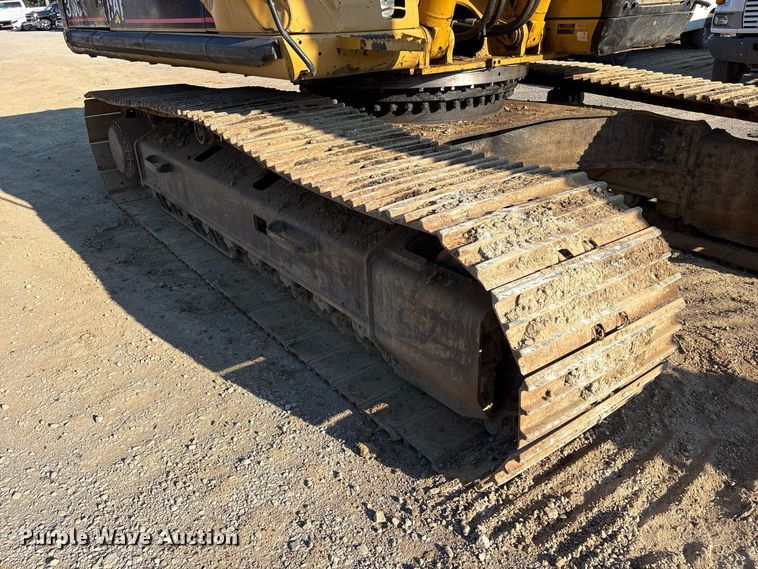 image for item FK2168 2006 Caterpillar 330C L excavator