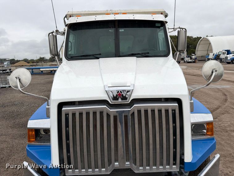 image for item FK3677 2017 Western Star 4700 dump truck