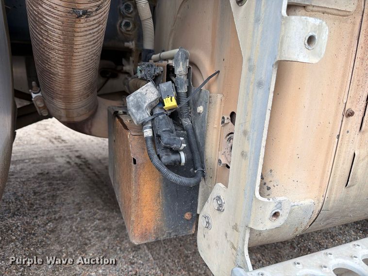 image for item FK3677 2017 Western Star 4700 dump truck