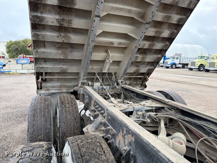image for item FK3677 2017 Western Star 4700 dump truck