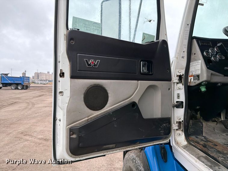 image for item FK3677 2017 Western Star 4700 dump truck