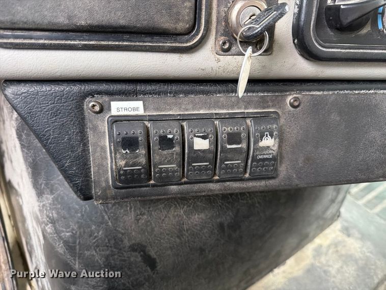 image for item FK3677 2017 Western Star 4700 dump truck