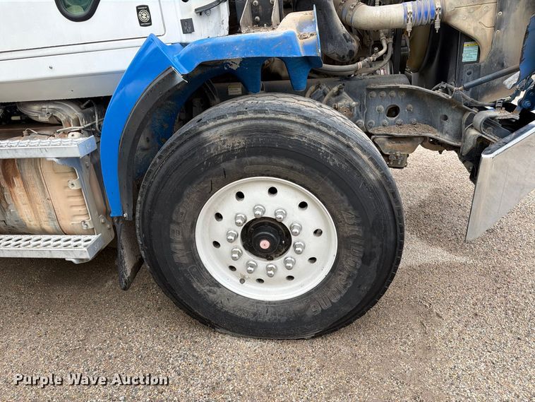 image for item FK3677 2017 Western Star 4700 dump truck
