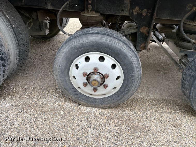 image for item FK3677 2017 Western Star 4700 dump truck