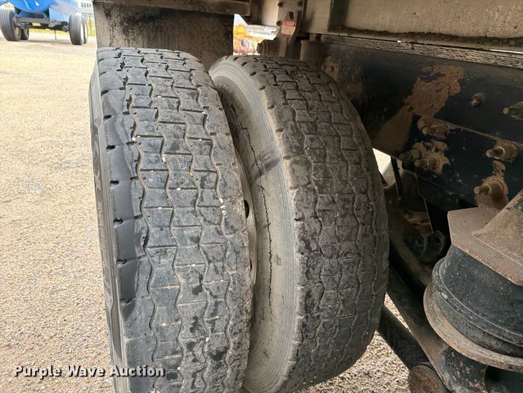 image for item FK3677 2017 Western Star 4700 dump truck