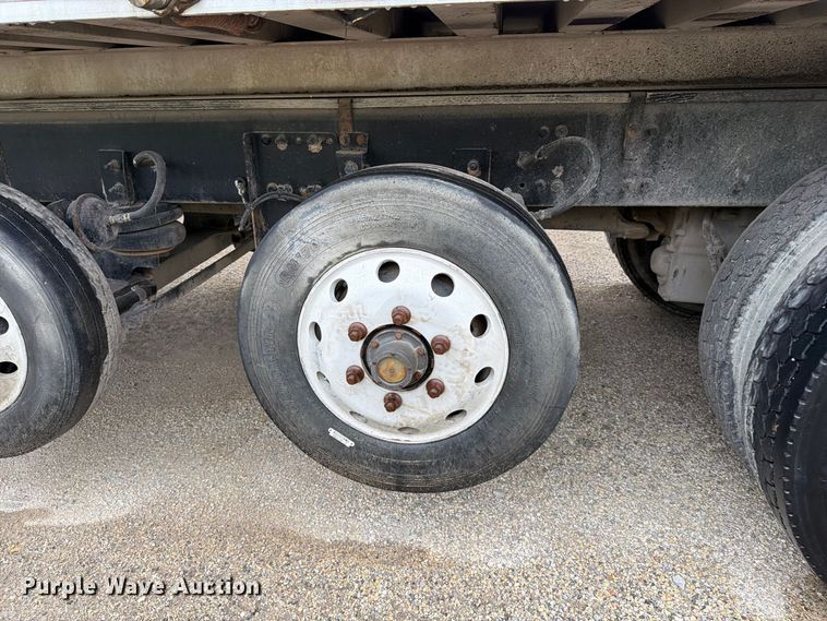 image for item FK3677 2017 Western Star 4700 dump truck