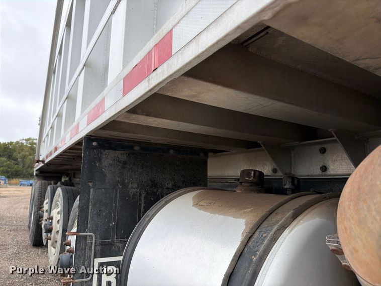 image for item FK3679 2017 Western Star 4700 dump truck