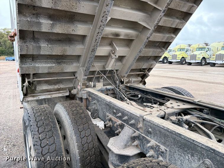image for item FK3679 2017 Western Star 4700 dump truck