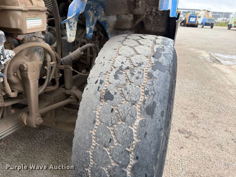 image for item FK3679 2017 Western Star 4700 dump truck