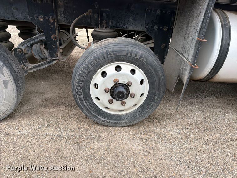 image for item FK3679 2017 Western Star 4700 dump truck