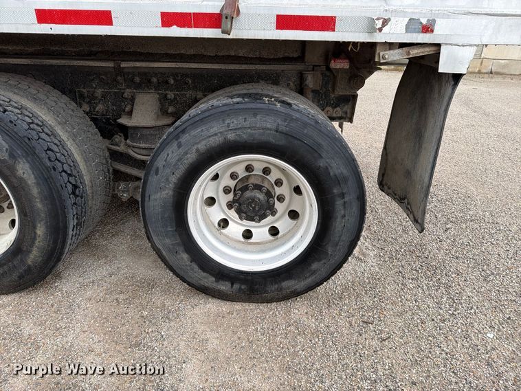 image for item FK3679 2017 Western Star 4700 dump truck