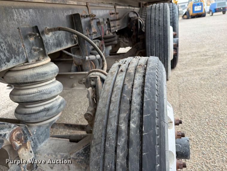 image for item FK3679 2017 Western Star 4700 dump truck