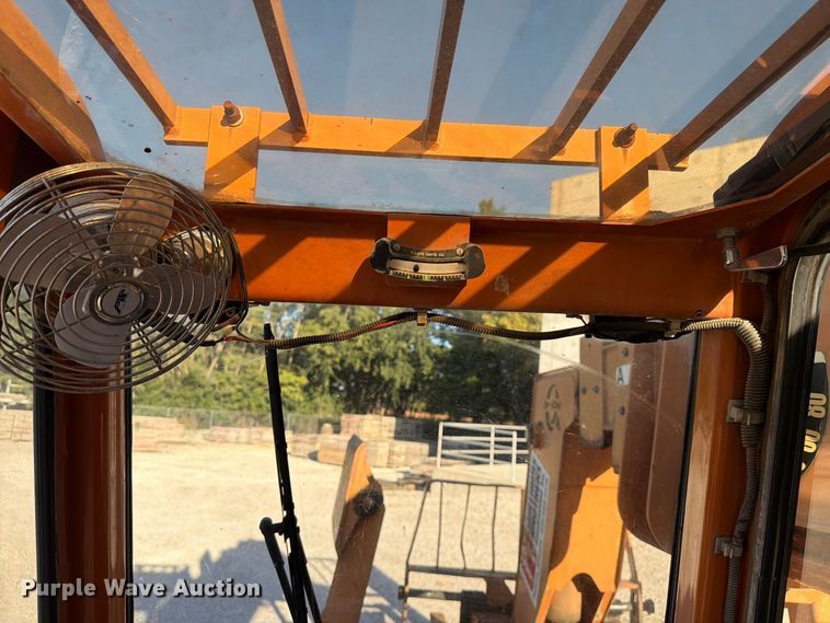 image for item FK4192 2002 Lull 1044C-54 telehandler