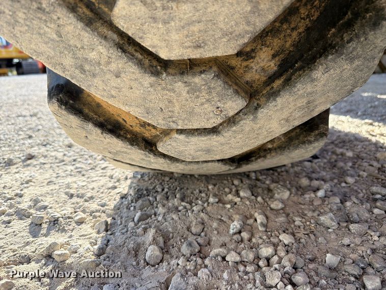 image for item FK4192 2002 Lull 1044C-54 telehandler