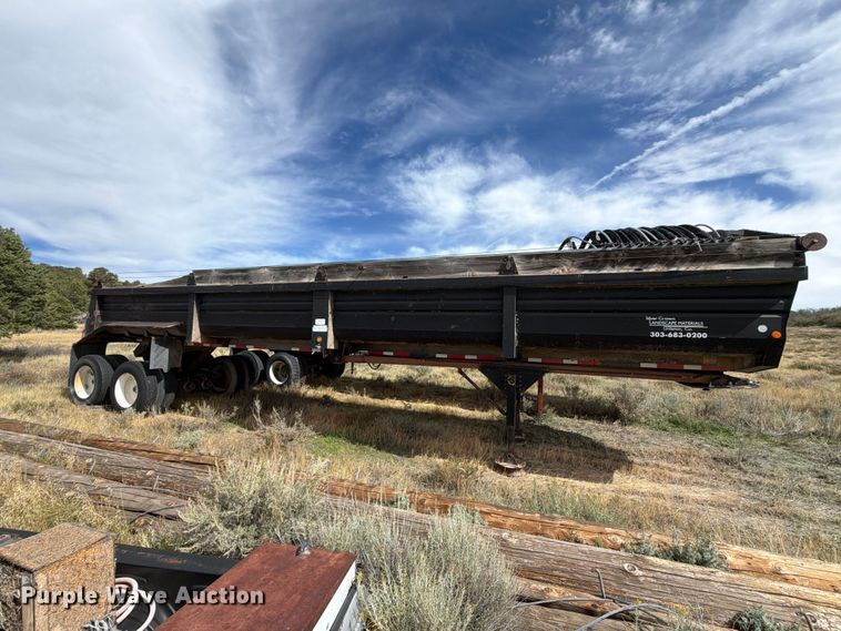 image for item FK4654 1996 Lufkin end dump trailer