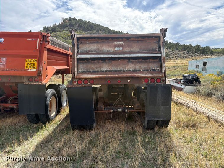 image for item FK4654 1996 Lufkin end dump trailer