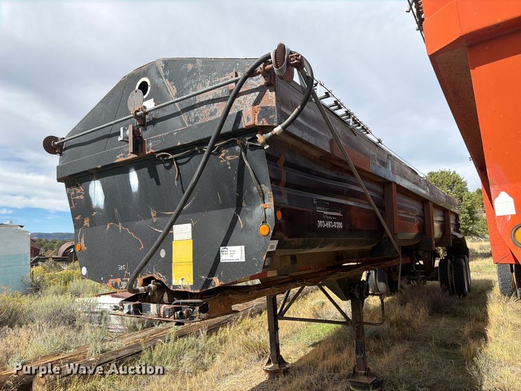 image for item FK4654 1996 Lufkin end dump trailer