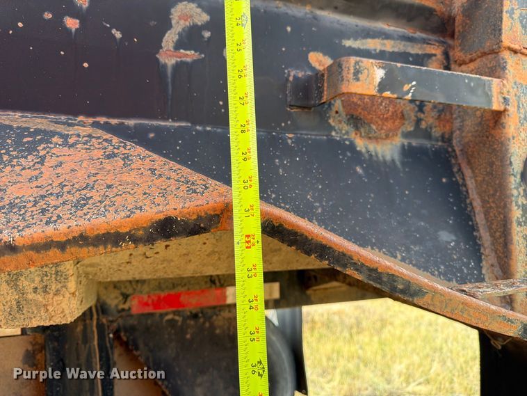 image for item FK4654 1996 Lufkin end dump trailer