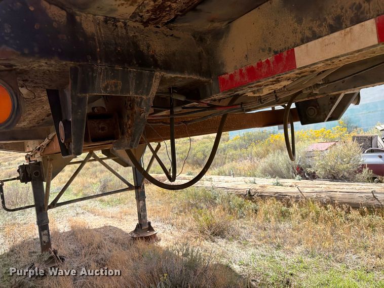 image for item FK4654 1996 Lufkin end dump trailer