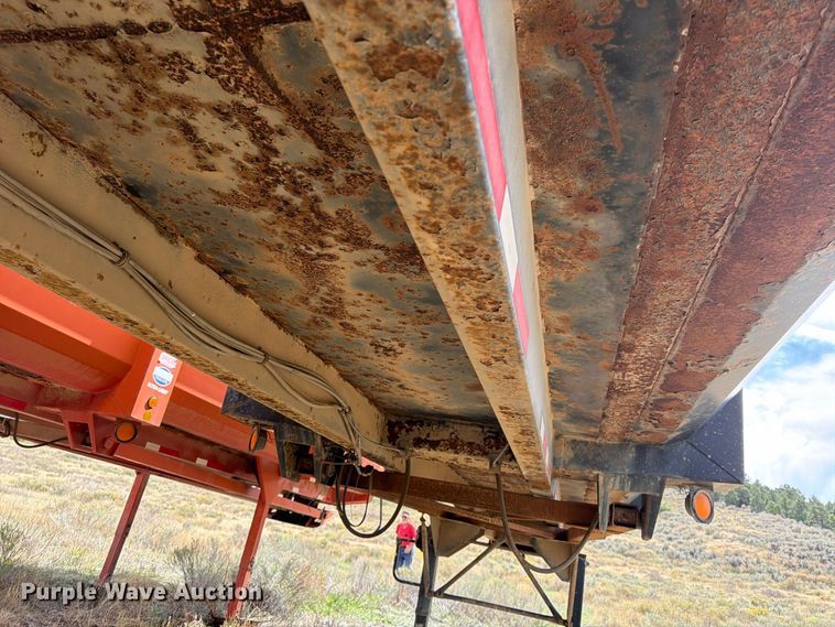 image for item FK4654 1996 Lufkin end dump trailer