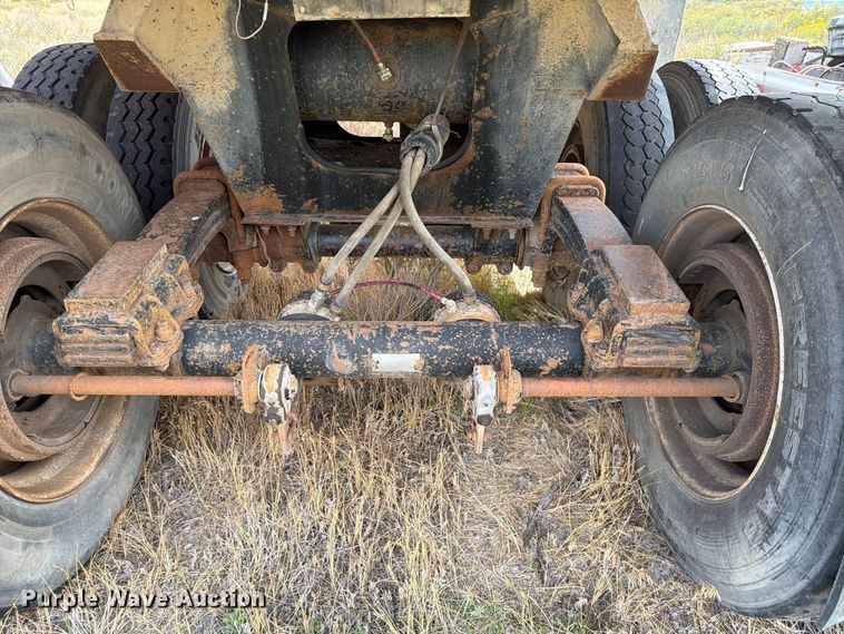 image for item FK4654 1996 Lufkin end dump trailer
