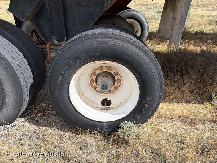 image for item FK4654 1996 Lufkin end dump trailer