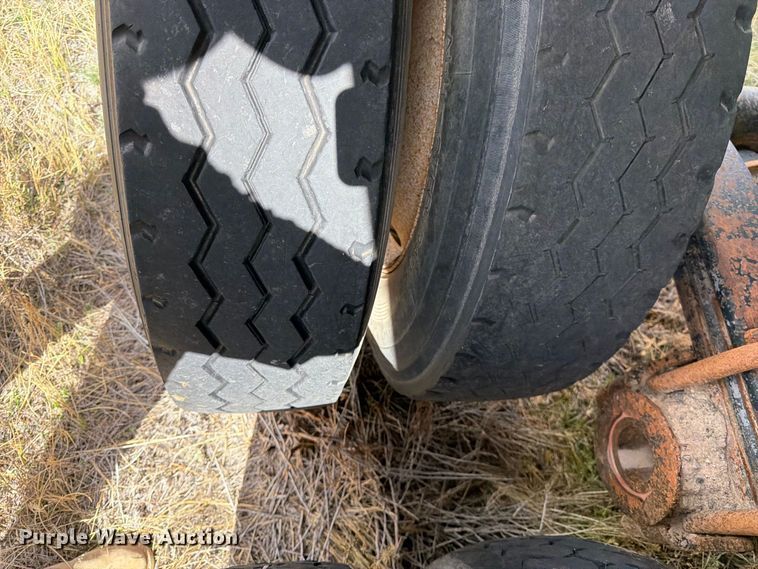 image for item FK4654 1996 Lufkin end dump trailer