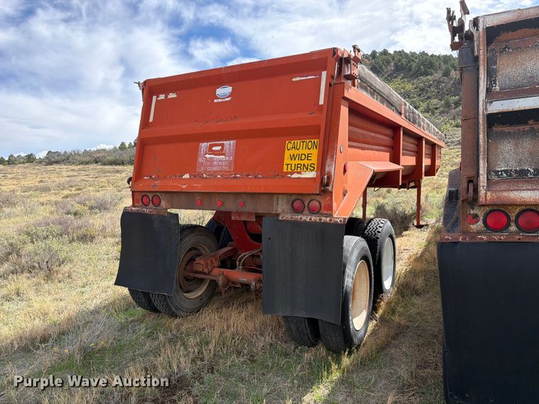 image for item FK4655 1997 Lufkin end dump trailer