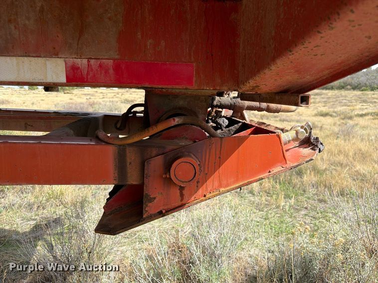 image for item FK4655 1997 Lufkin end dump trailer