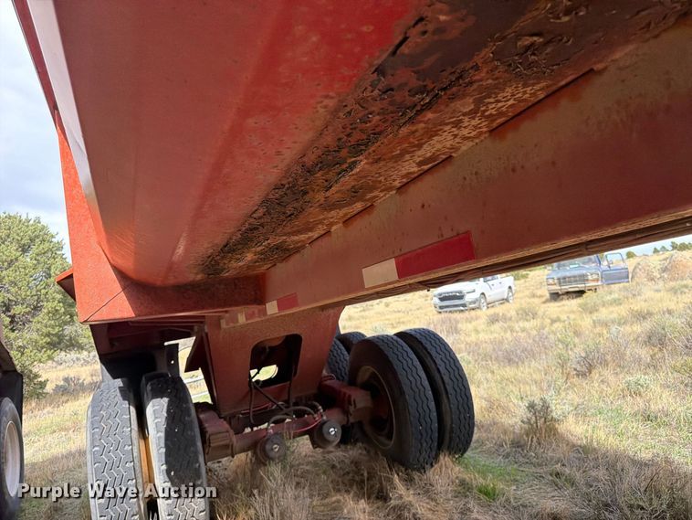 image for item FK4655 1997 Lufkin end dump trailer