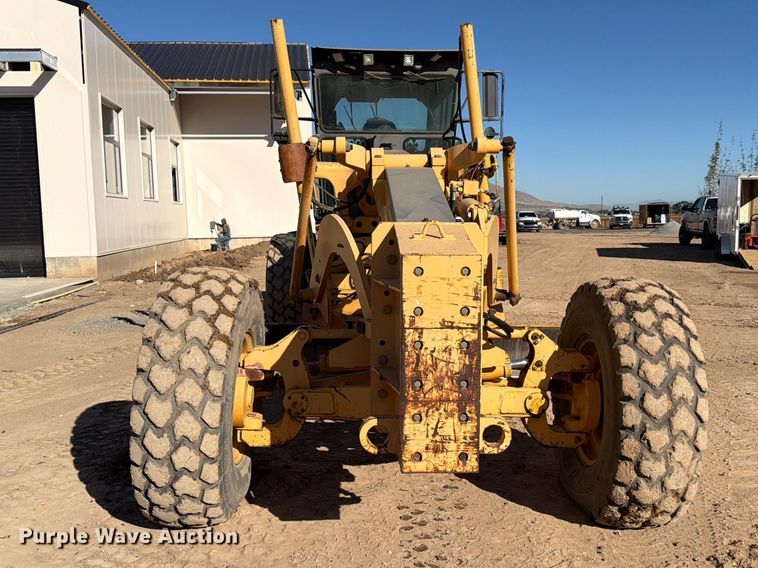 image for item FK4656 2001 Volvo G710VHP motor grader