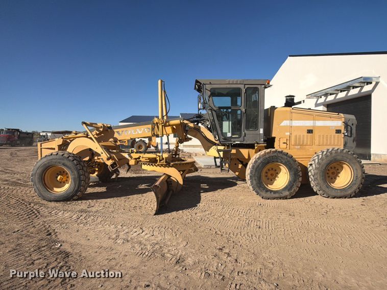 image for item FK4656 2001 Volvo G710VHP motor grader