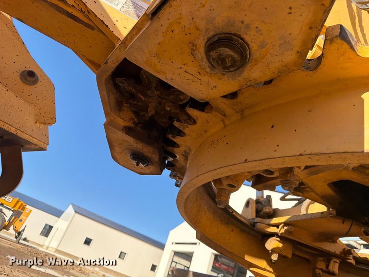 image for item FK4656 2001 Volvo G710VHP motor grader