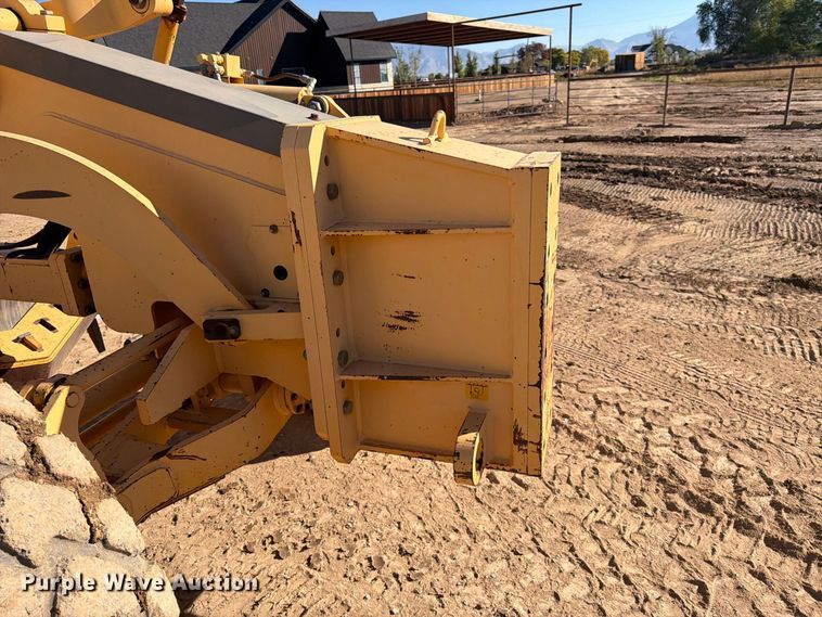 image for item FK4656 2001 Volvo G710VHP motor grader